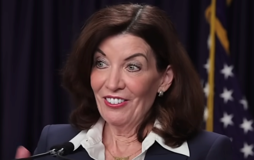 Kathy Hochul Puts on a Hijab Weeks Before the 25th Anniversary of 9/11